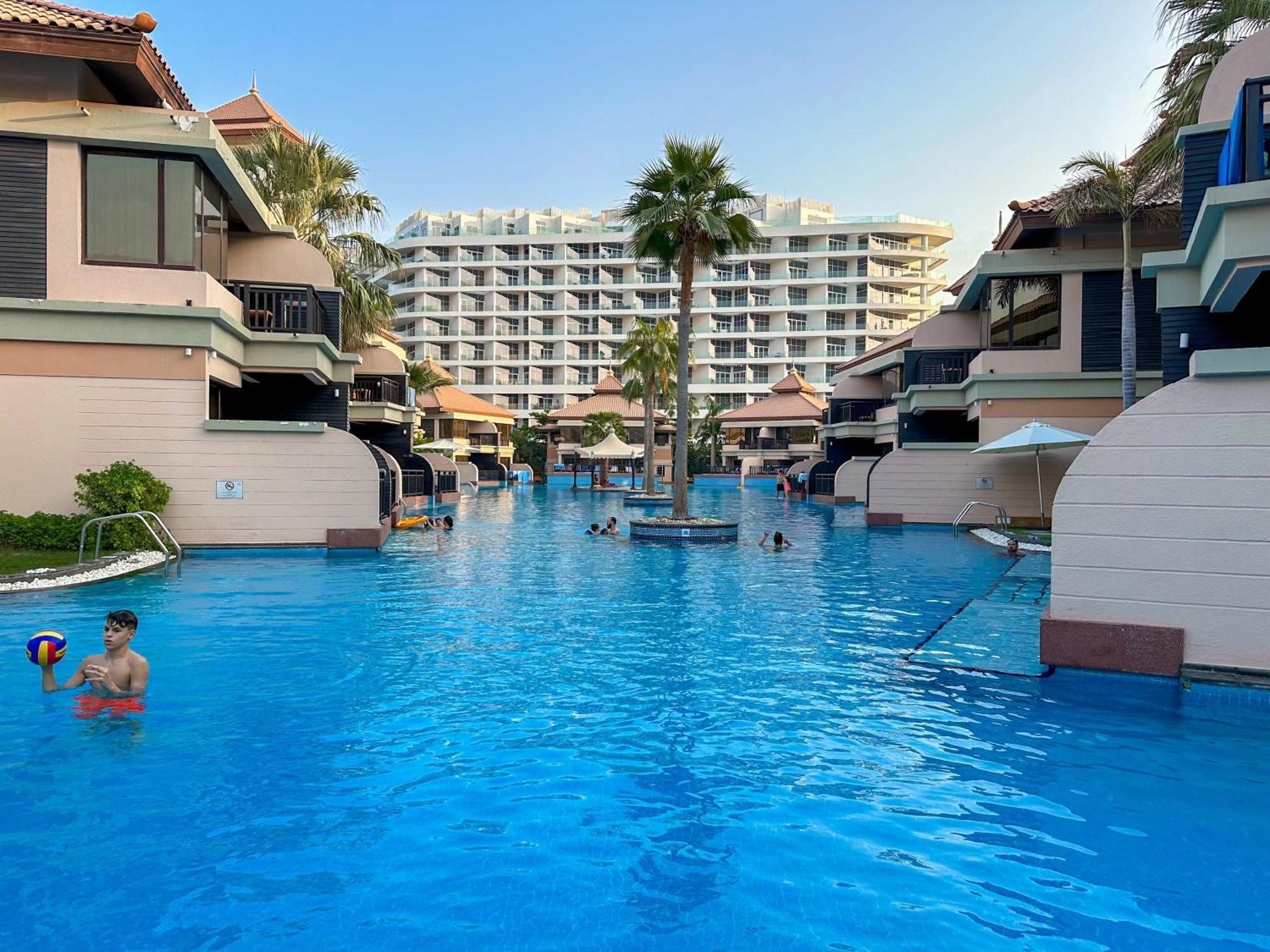 Relaxing 1 Bedroom Apartment At 5 Star Resort Dubai Exterior foto